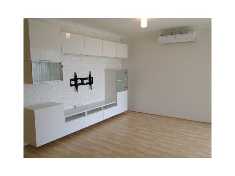 17 Dillwynia Bend, Banksia Grove WA 6031