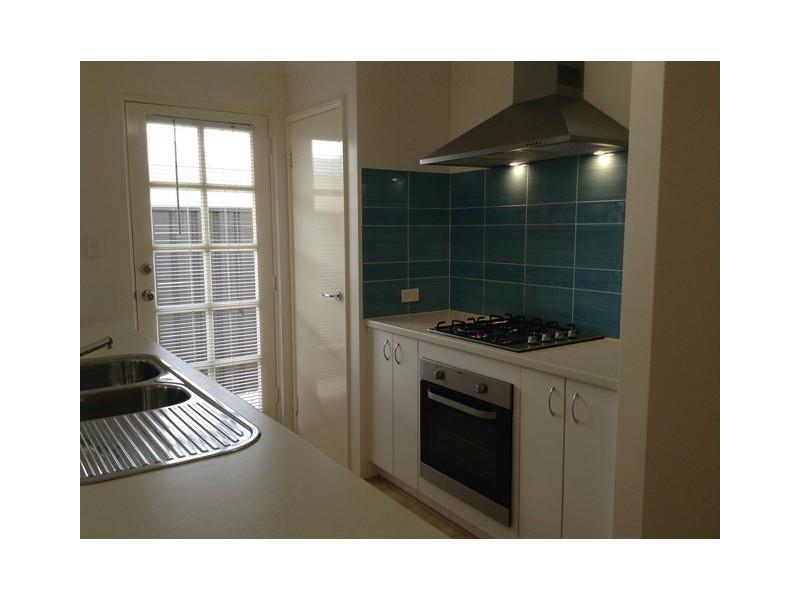 17 Dillwynia Bend, Banksia Grove WA 6031