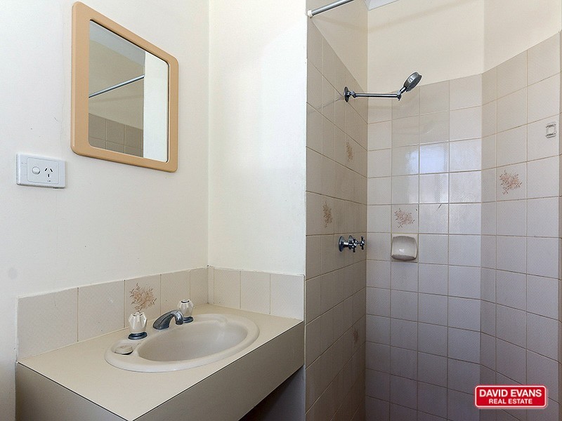 15 Hyland Crescent, Clarkson WA 6030