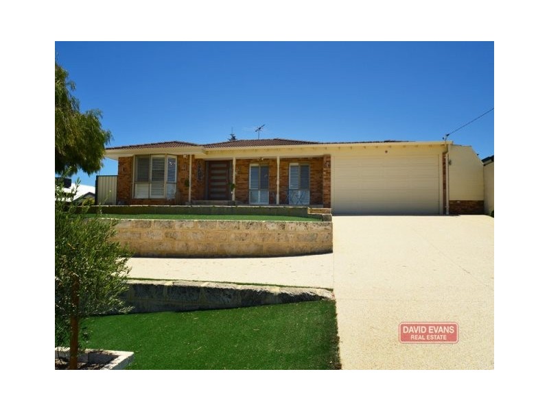 17 Gunida Street, Mullaloo WA 6027