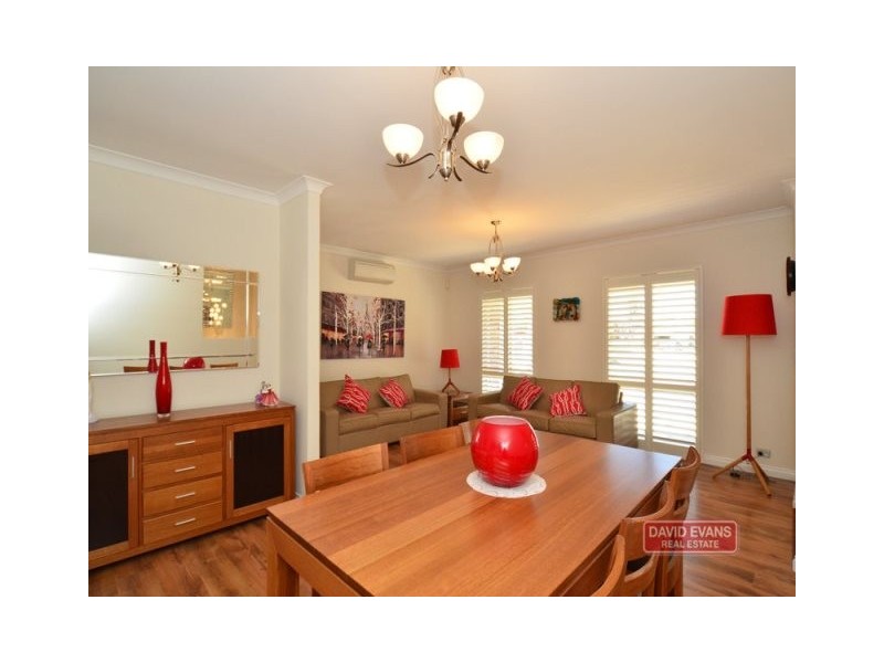 17 Gunida Street, Mullaloo WA 6027