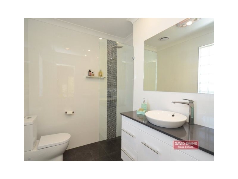 17 Gunida Street, Mullaloo WA 6027