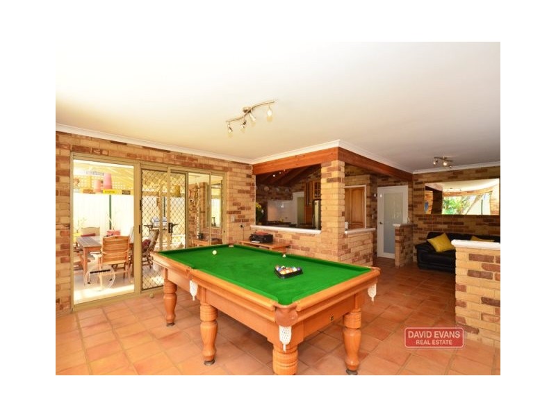 17 Gunida Street, Mullaloo WA 6027