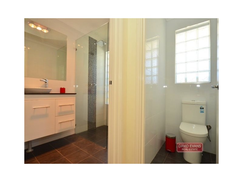 17 Gunida Street, Mullaloo WA 6027