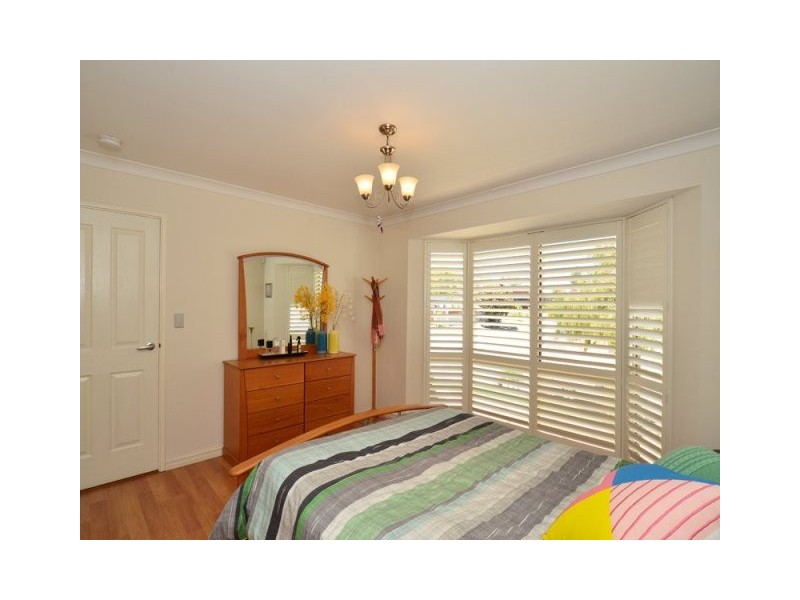 17 Gunida Street, Mullaloo WA 6027