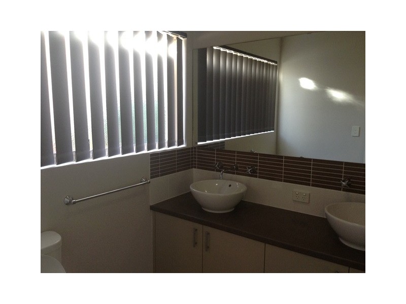 10 Langmuir Way, Tapping WA 6065