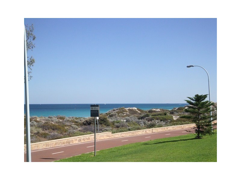 81 Meridian Drive, Mullaloo WA 6027