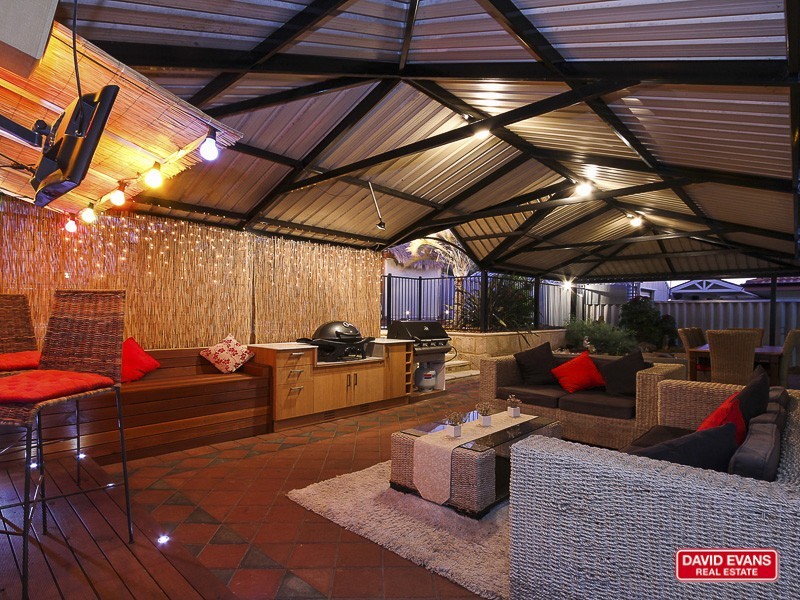 12 Dilkera Place, Quinns Rocks WA 6030