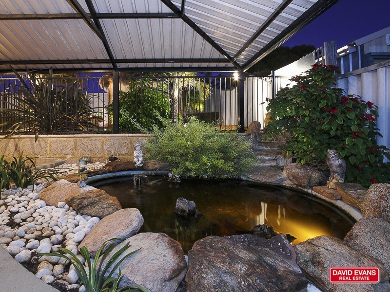 12 Dilkera Place, Quinns Rocks WA 6030