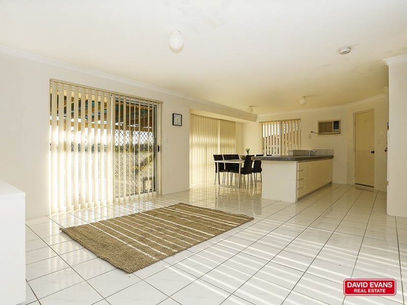 6 Bateson Heights, Clarkson WA 6030