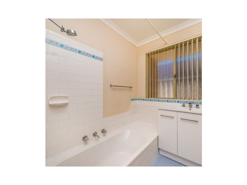 4 Kalix Elbow, Merriwa WA 6030