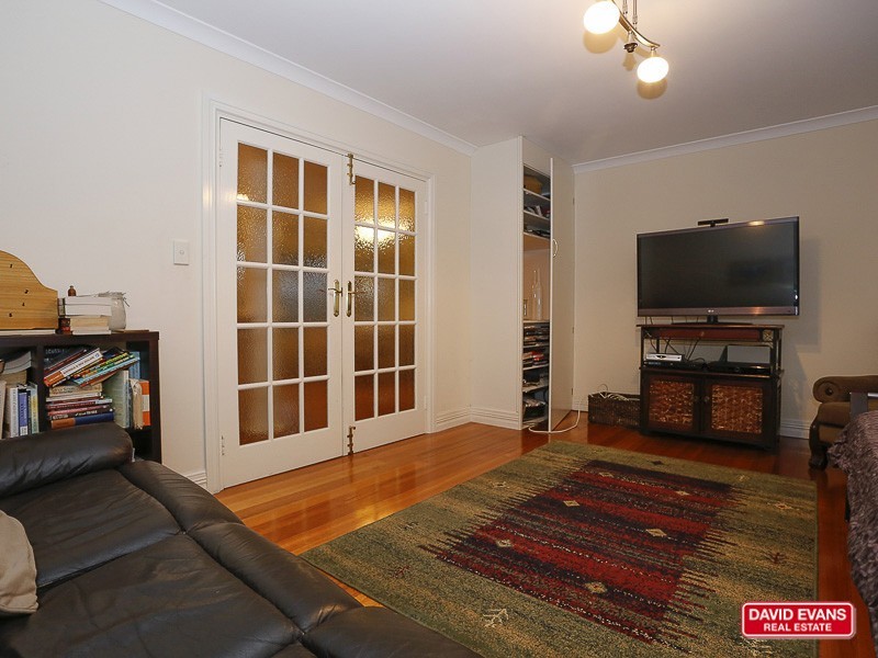 12 Lambasa Way, Mindarie WA 6030