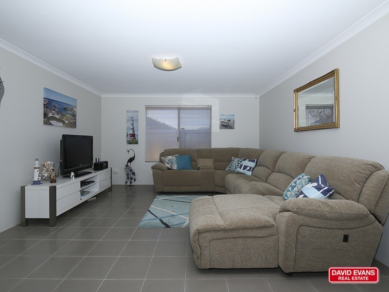 2 Garrett Way, Clarkson WA 6030