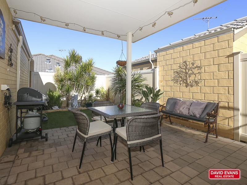 2 Garrett Way, Clarkson WA 6030