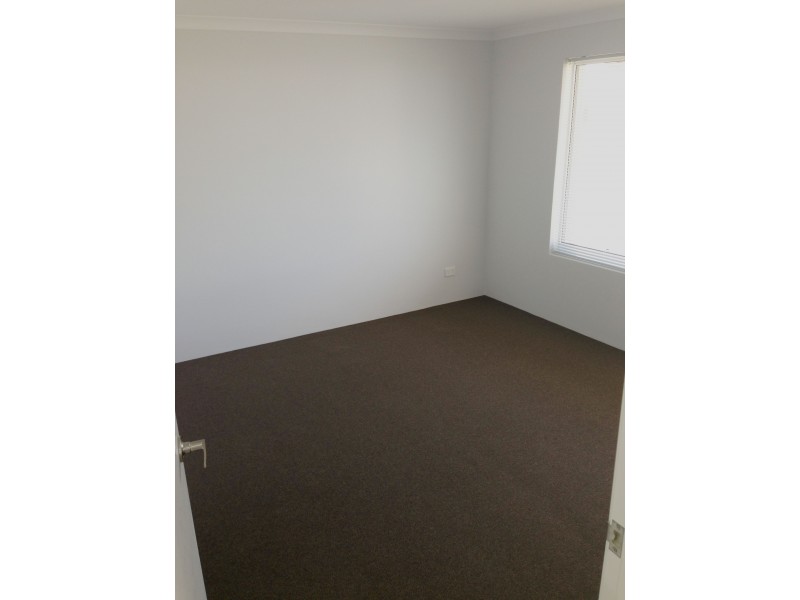 21 Bowline Ave, Alkimos WA 6038