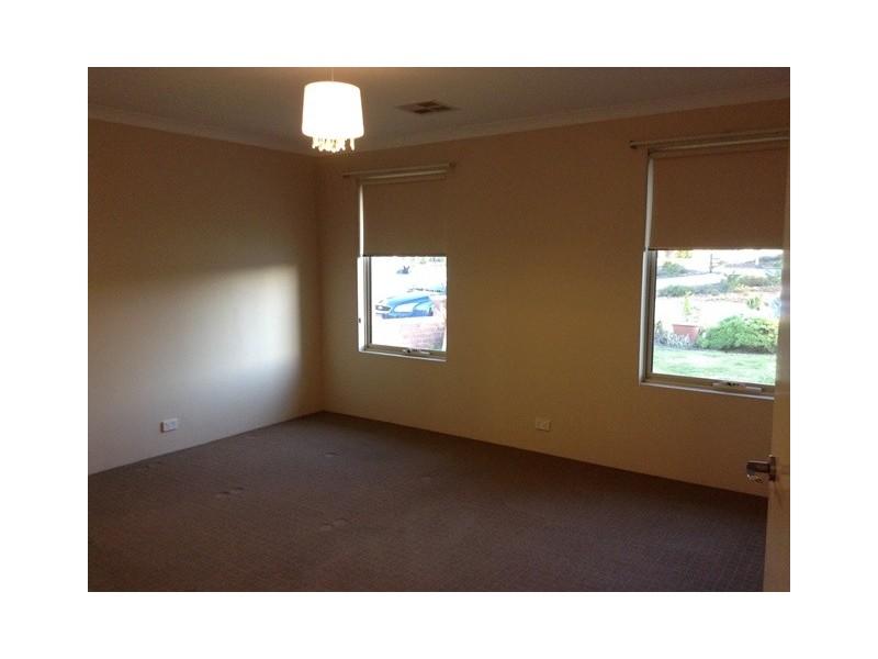 23 Helmsdale Loop, Butler WA 6036