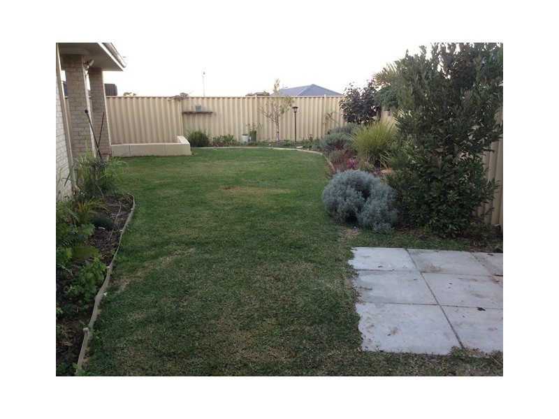 23 Helmsdale Loop, Butler WA 6036