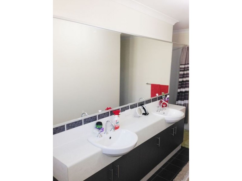 23 Farnham Pass, Alkimos WA 6038