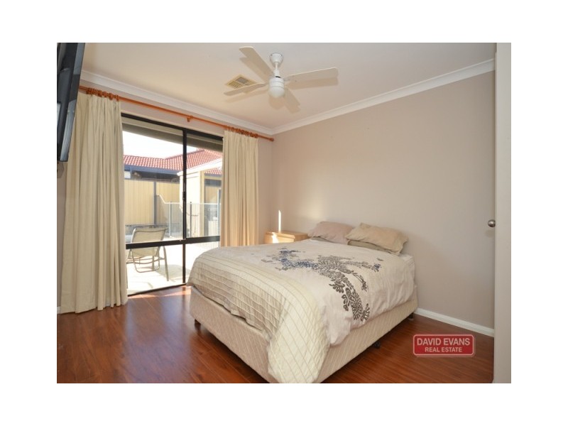 11 Colwyn Loop, Tapping WA 6065