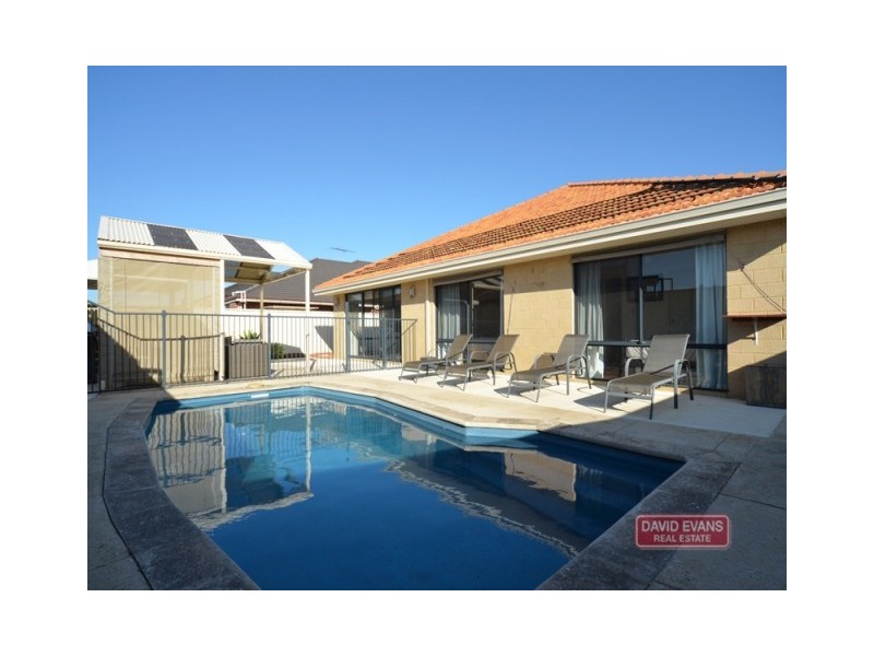 11 Colwyn Loop, Tapping WA 6065