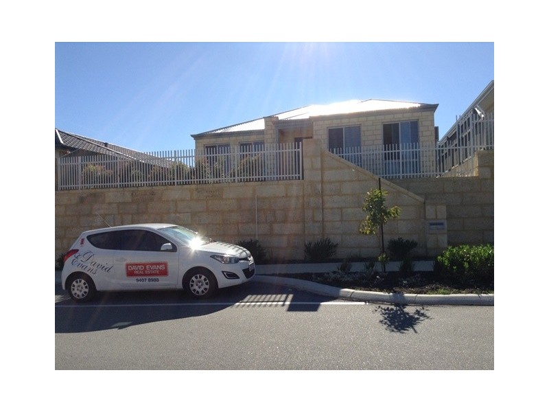 44 Tinsel Street, Yanchep WA 6035