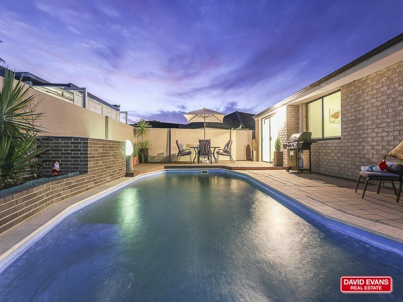 15 Edenbrooke Terrace, Clarkson WA 6030