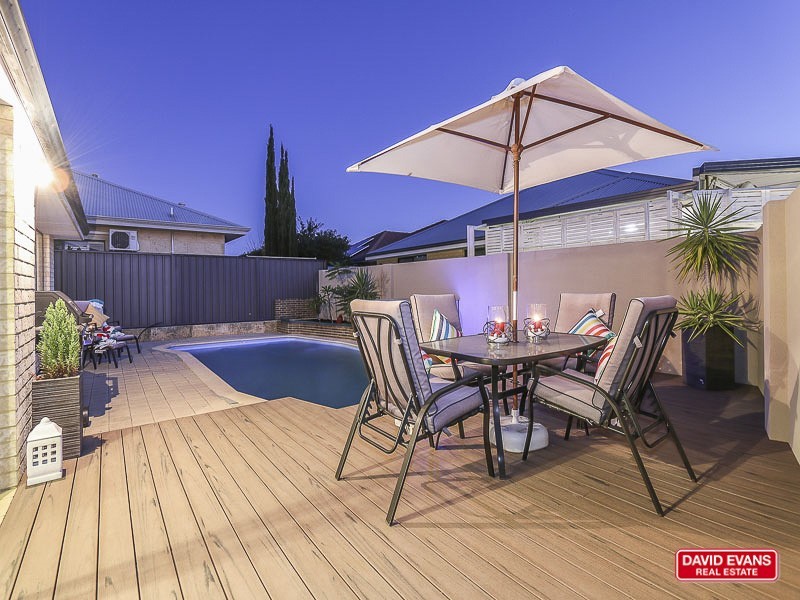 15 Edenbrooke Terrace, Clarkson WA 6030