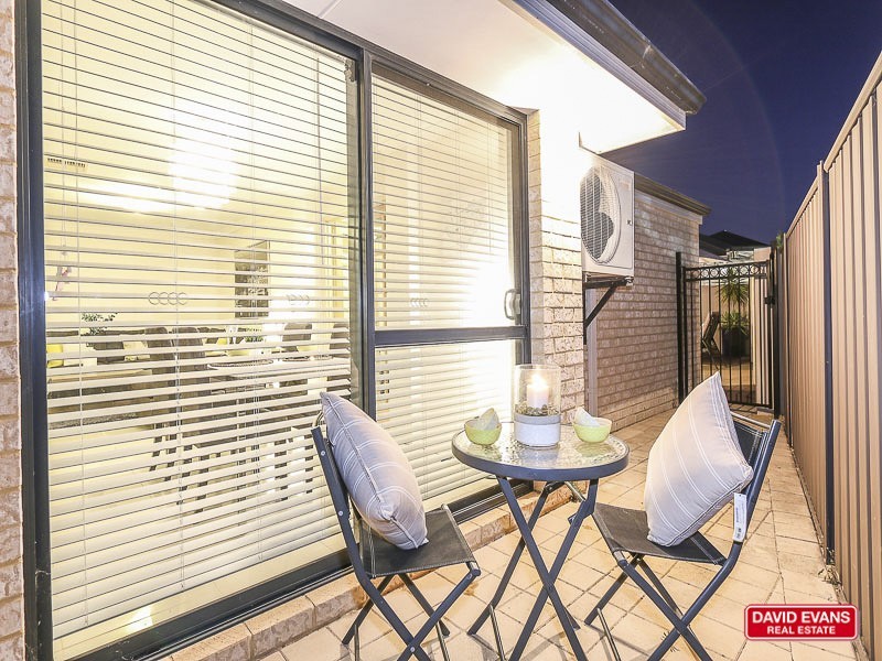 15 Edenbrooke Terrace, Clarkson WA 6030