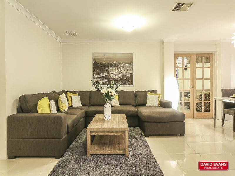 15 Edenbrooke Terrace, Clarkson WA 6030