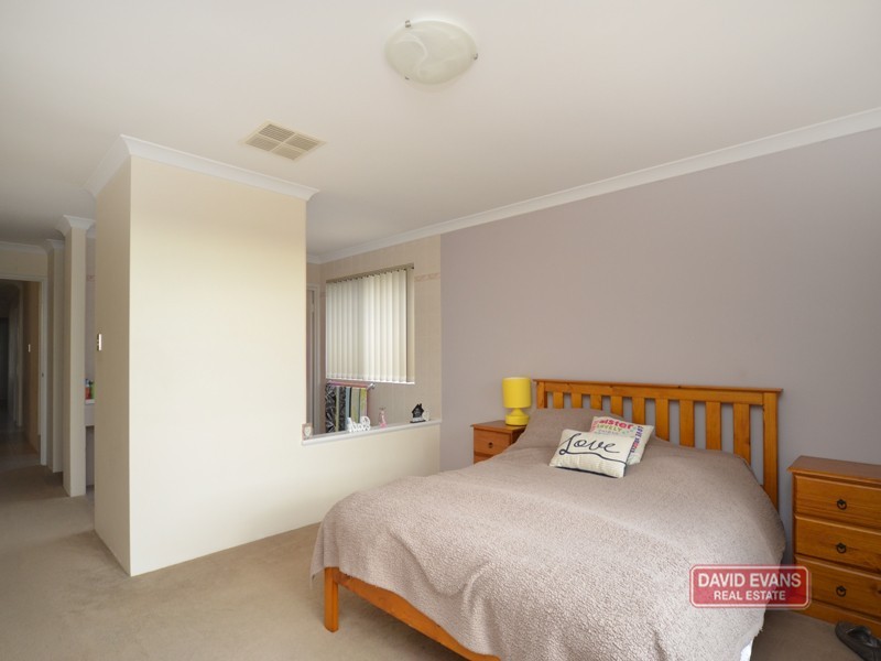 21 Ginsburg Turn, Tapping WA 6065