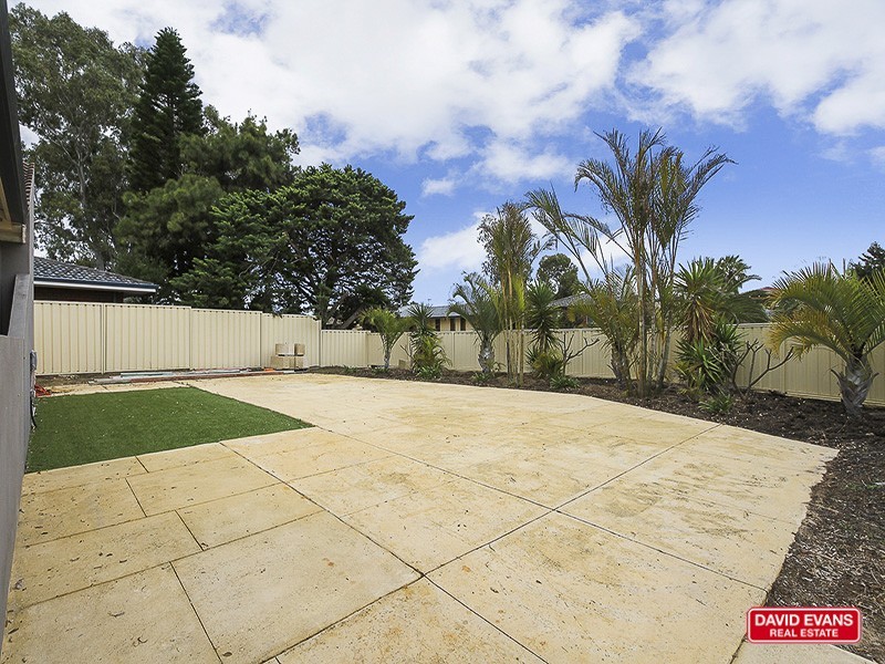9 Admiral Grove, Heathridge WA 6027