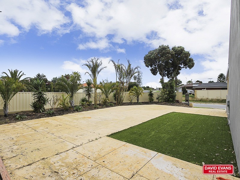9 Admiral Grove, Heathridge WA 6027
