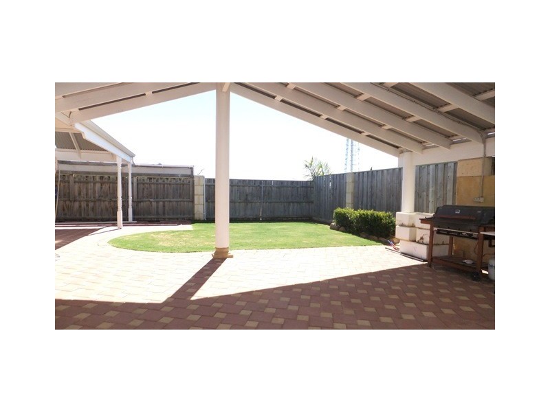 12 Lambasa Way, Mindarie WA 6030