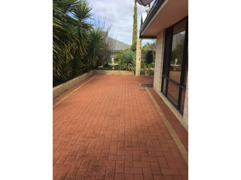 26 Granesse Drive, Ellenbrook WA 6069
