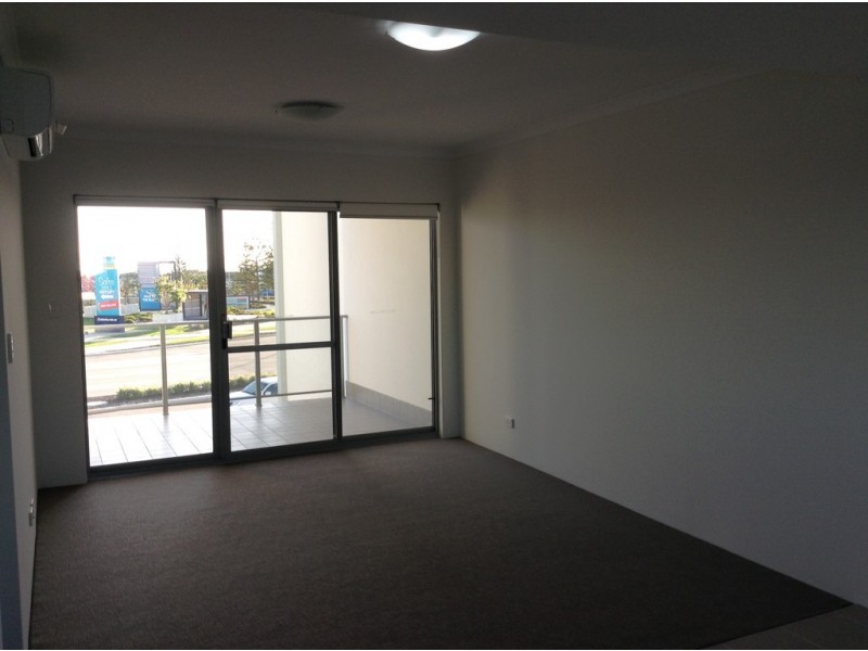 28/2 Royston Link, Butler WA 6036