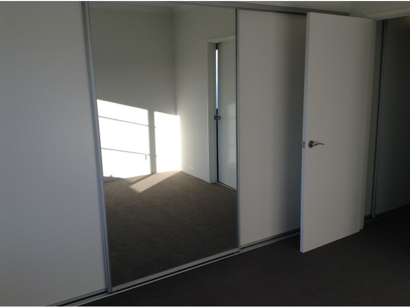 28/2 Royston Link, Butler WA 6036