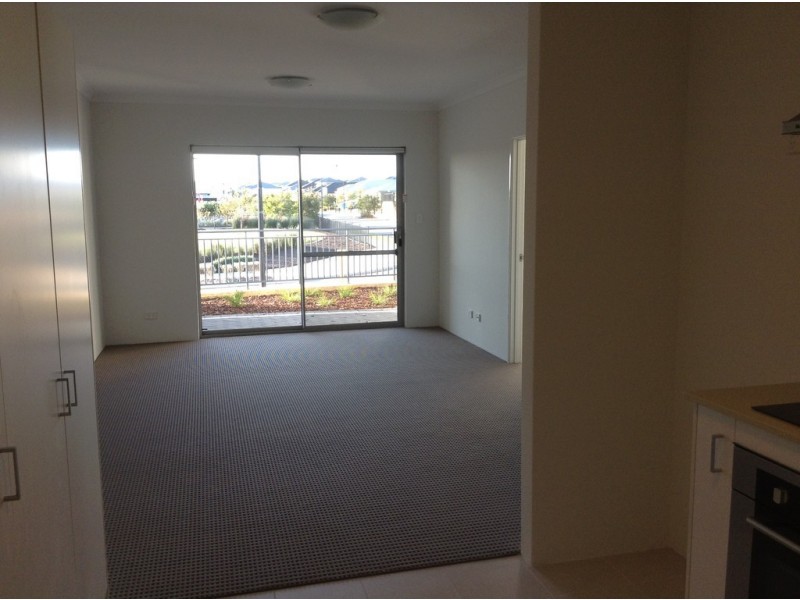 13/2 Royston Link, Butler WA 6036