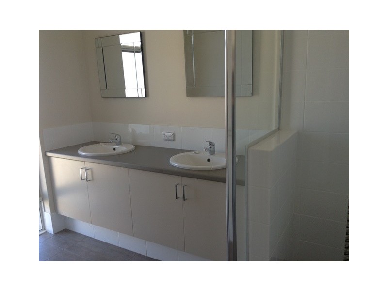 6 Nassa Way, Jindalee WA 6036