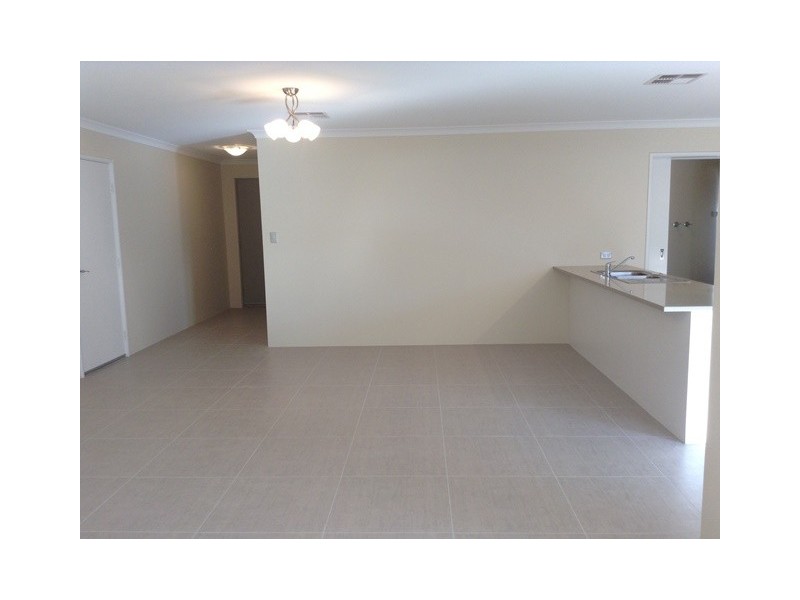 6 Nassa Way, Jindalee WA 6036