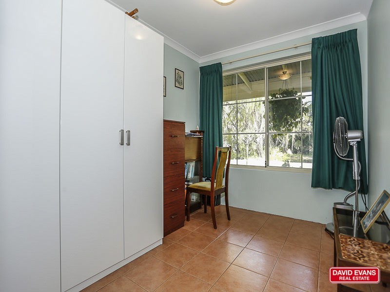 155 Coogee Road, Mariginiup WA 6078