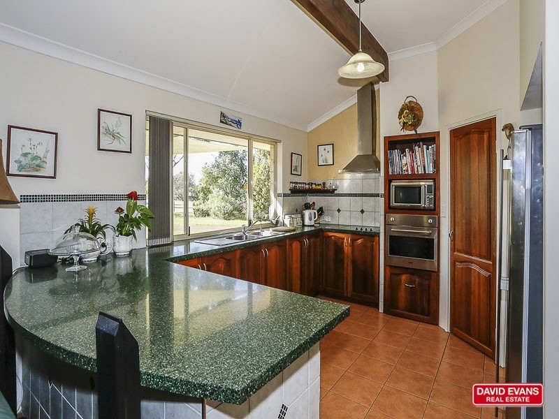 155 Coogee Road, Mariginiup WA 6078