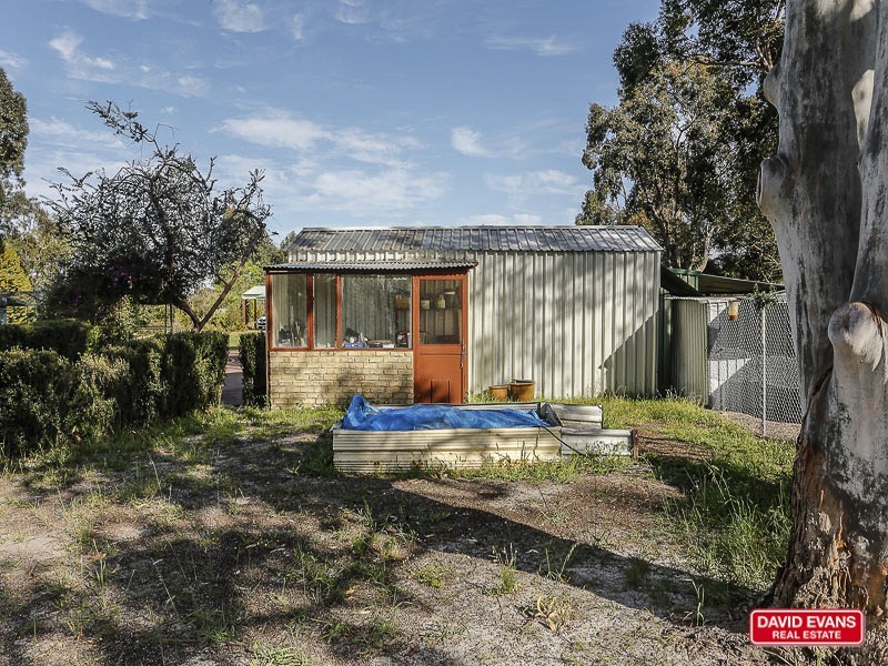 155 Coogee Road, Mariginiup WA 6078