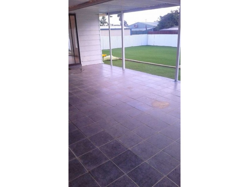 13 Cambell Road, Armadale WA 6112