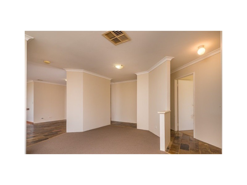 4 Kalix Elbow, Merriwa WA 6030