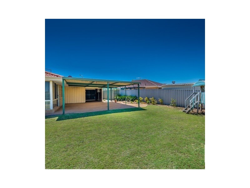 4 Kalix Elbow, Merriwa WA 6030