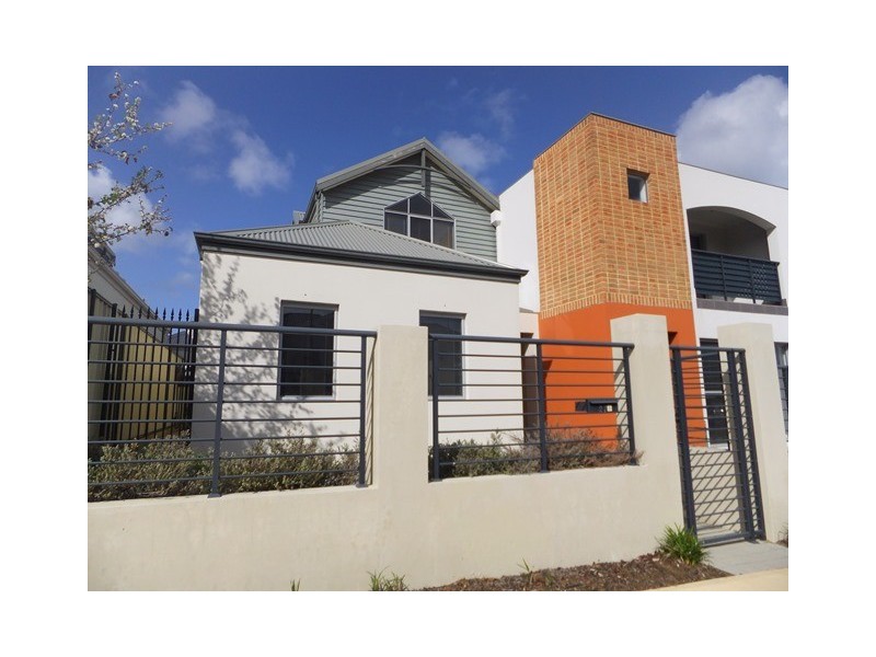 27 Gaudi Way, Clarkson WA 6030