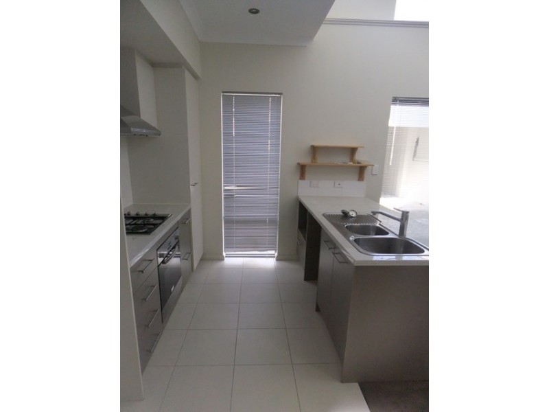 27 Gaudi Way, Clarkson WA 6030