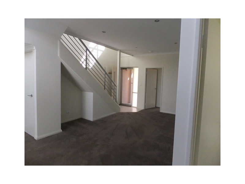 27 Gaudi Way, Clarkson WA 6030