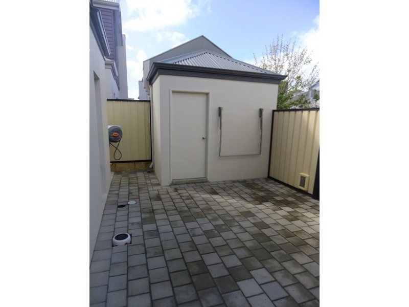 27 Gaudi Way, Clarkson WA 6030