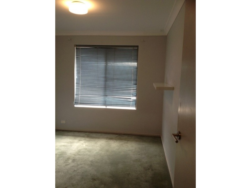 23 De Young Road, Craigie WA 6025